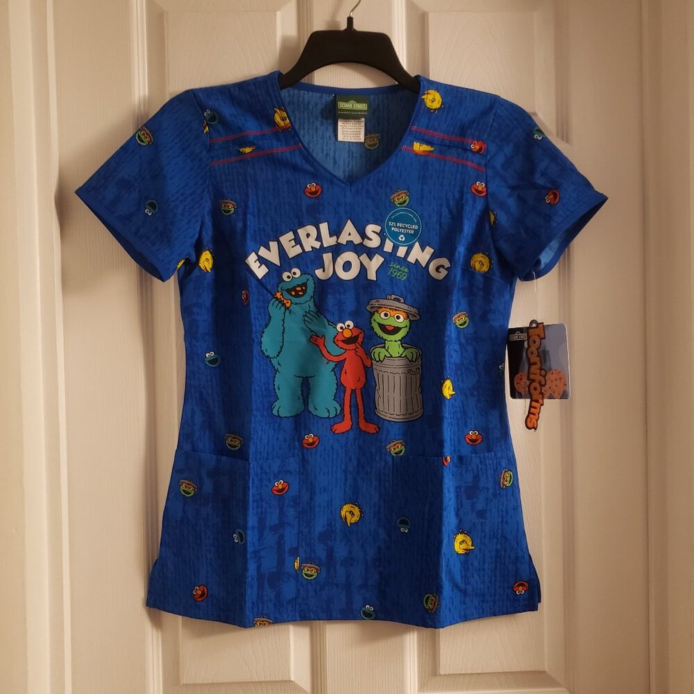 Sesame Street Tooniforms Scrub Top Everlasting Joy Cookie Monster Elmo Oscar XS
